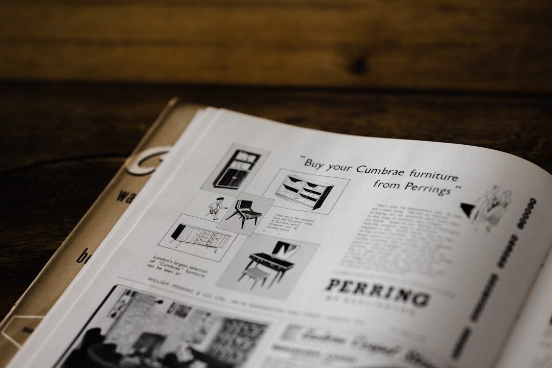 detective reading case file